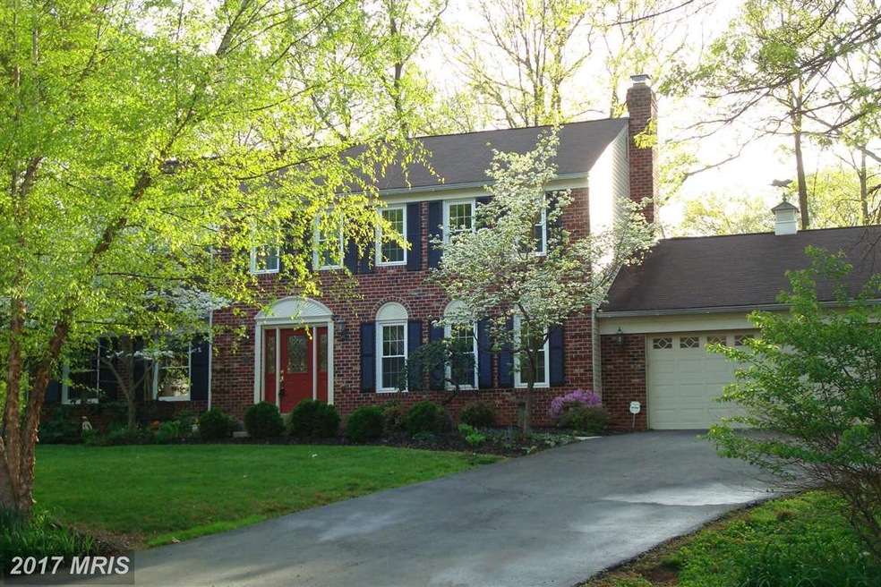 5106 Firethorne Ct, Fairfax, VA 22030 - photo 1