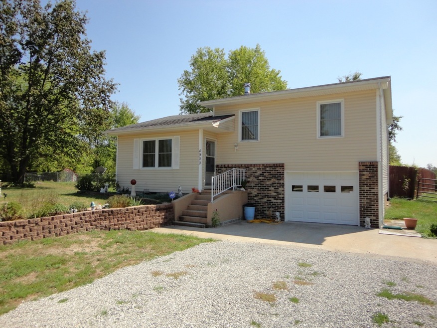 4900 W Chapel Dr-current