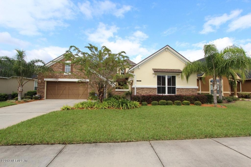 687598-742 Eagle Cove