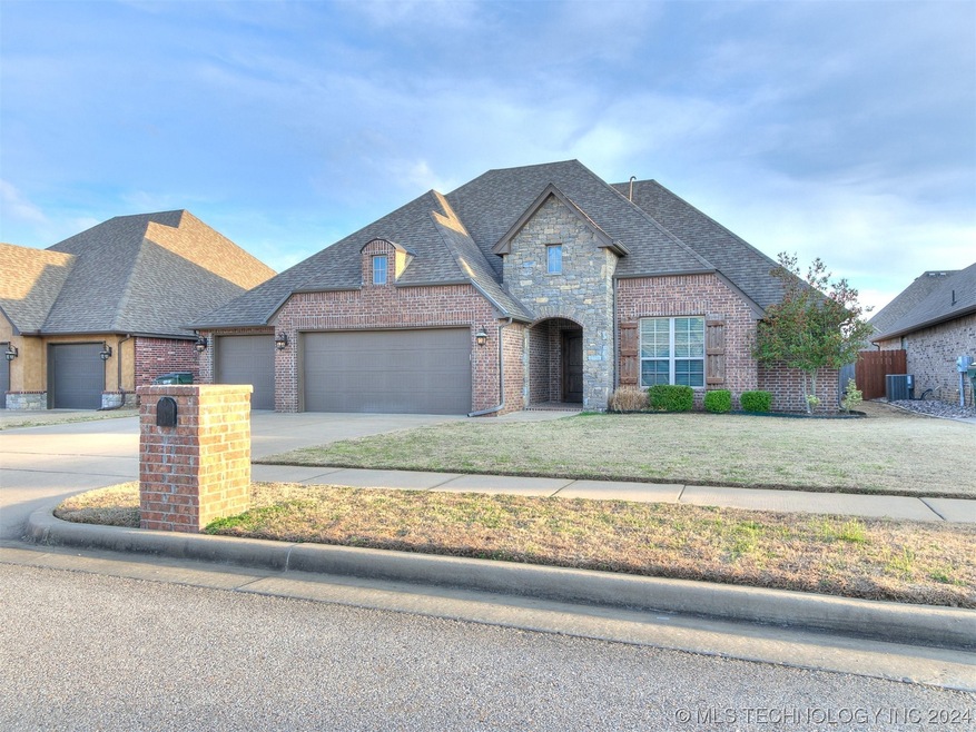 7612 E 83rd St N, Owasso, OK 74055 - photo 1