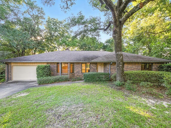 For Sale $399,900 • Co-Listing Agent