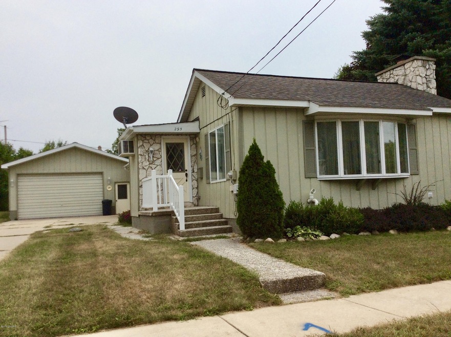 Front of Home and Garage
