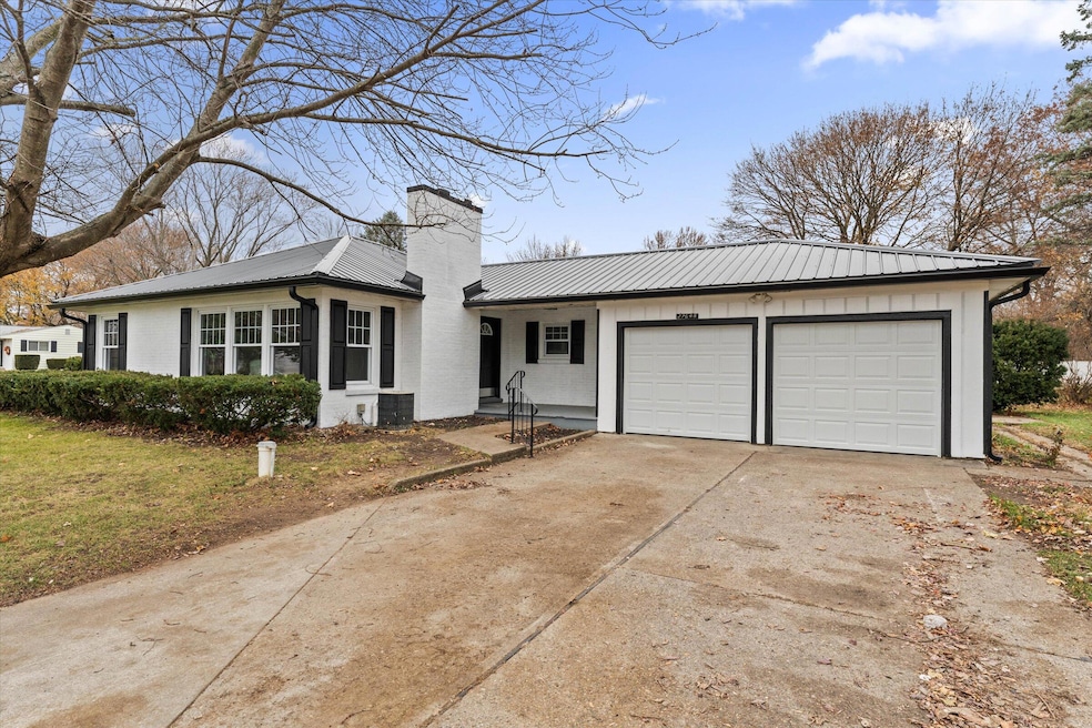 27644 E Fawn River Rd, Sturgis, MI 49091 - photo 1