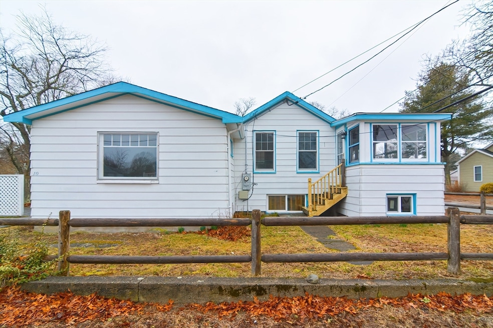 10 Sherman St, Wareham, MA 02571 - photo 1