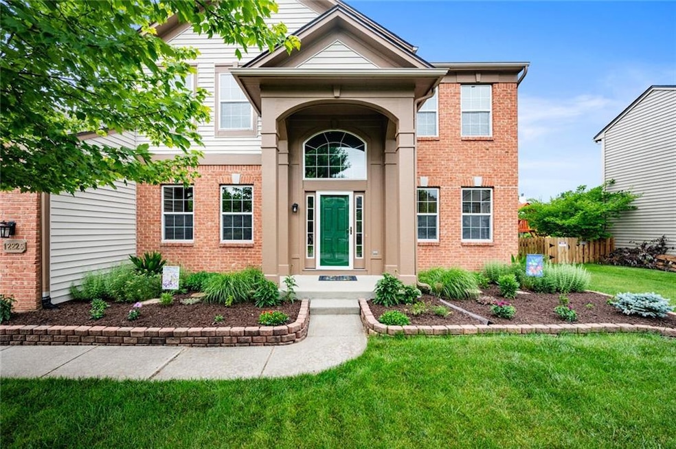 12225 Castlestone Dr, Fishers, IN 46037 - photo 1