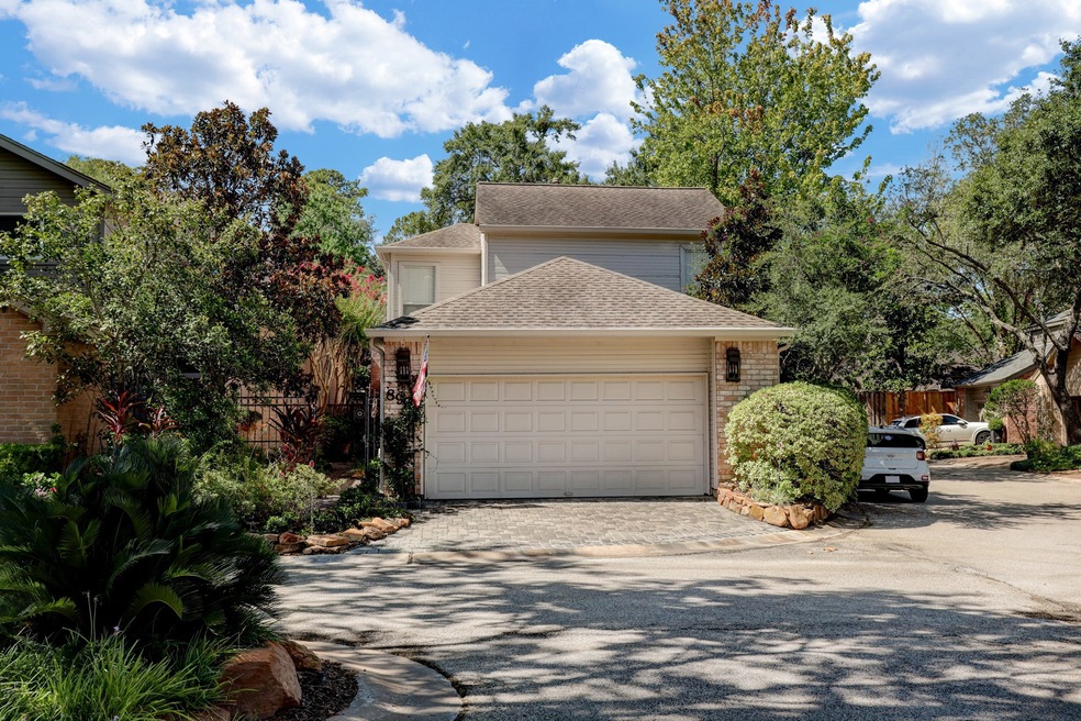 8993 Briar Forest Dr, Houston, TX 77024 - photo 1