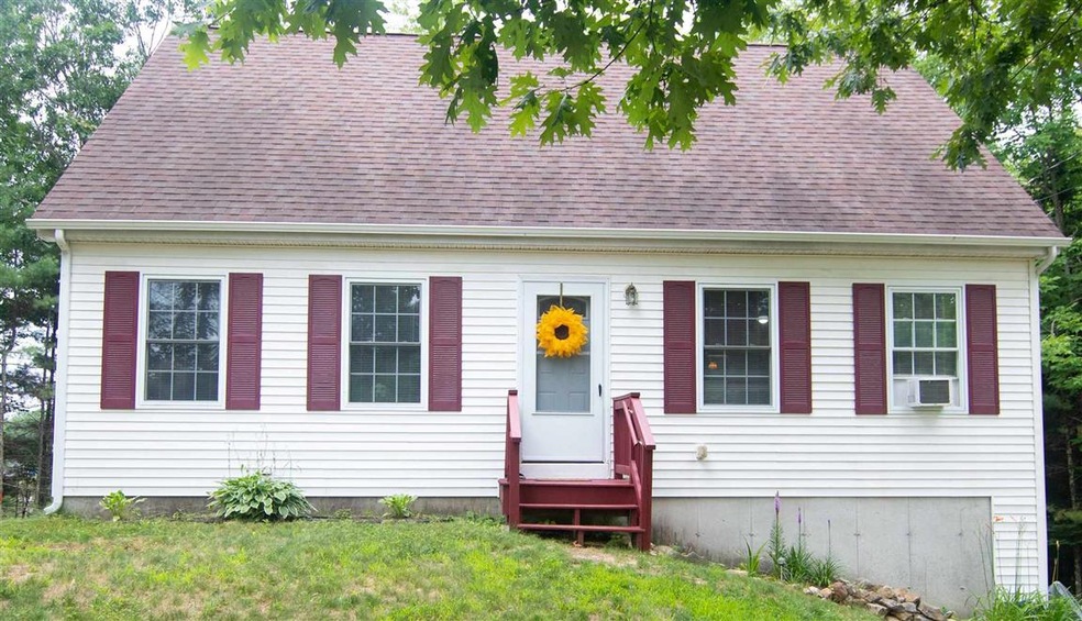 85 Meredith Ln, Center Barnstead, NH 03225 - photo 1