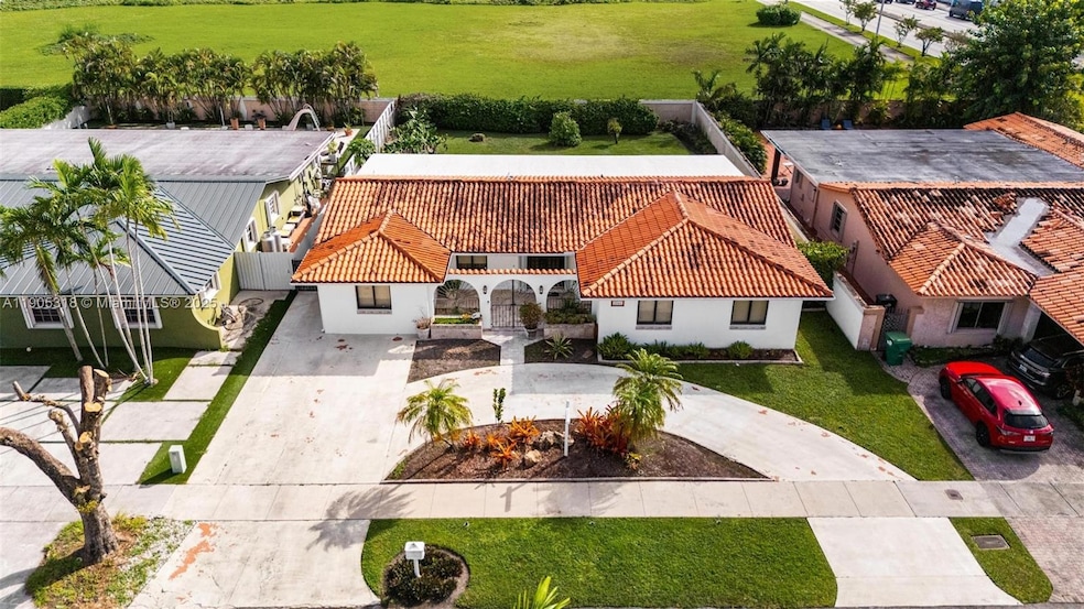 For Sale $860,000 • Co-Listing Agent