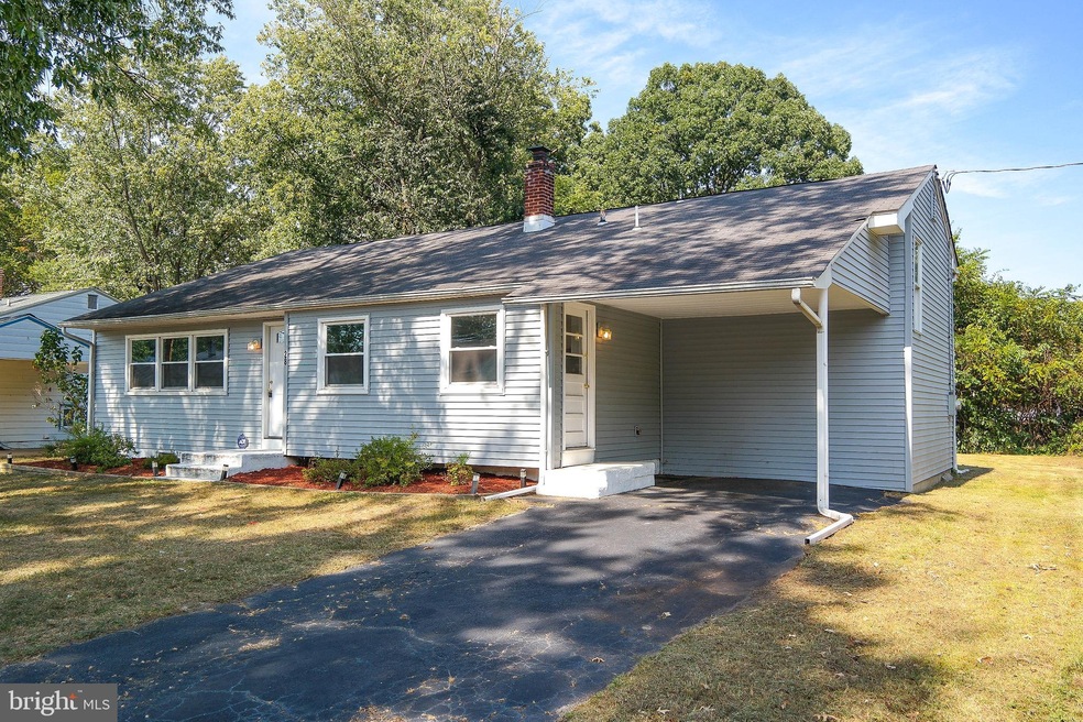 28 E Stephen Dr, Newark, DE 19713 - photo 1