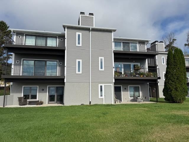 150 Summit Beach Dr, Algoma, WI 54201 - photo 1