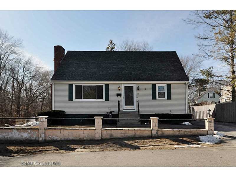 57 Fairfield Ave, Riverside, RI 02915 - photo 1