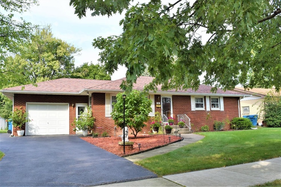 51 Carnation St, Dyer, IN 46311 - photo 1