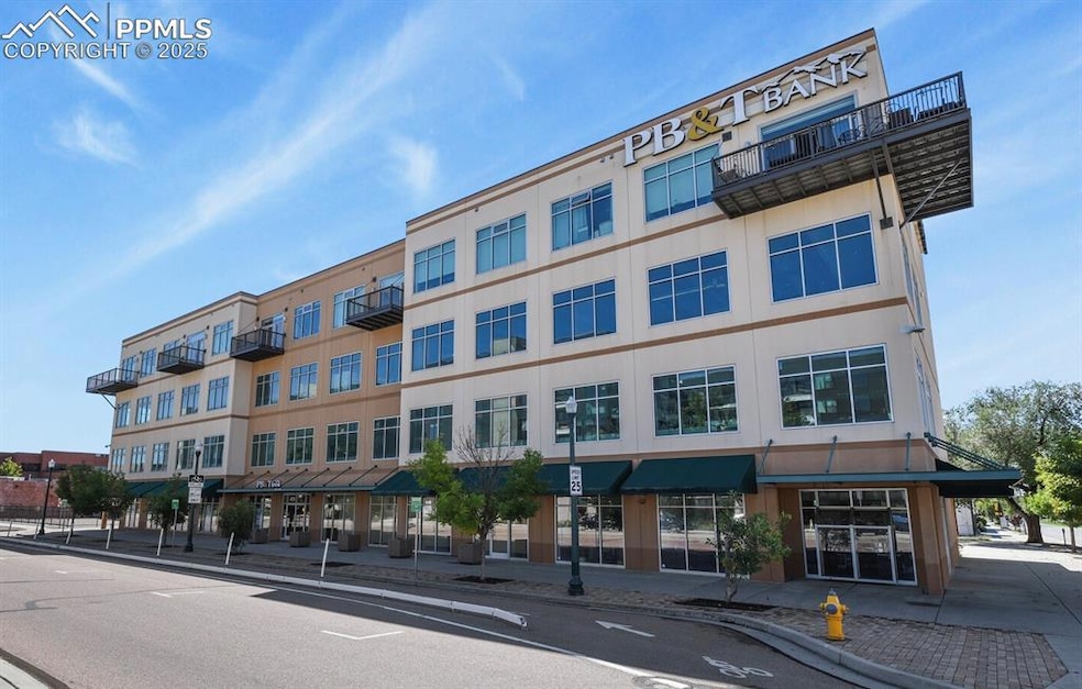 415 E Pikes Peak Ave unit 405, Colorado Springs, CO 80903 - photo 1