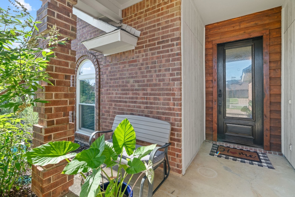 For Sale $370,000 • Co-Listing Agent