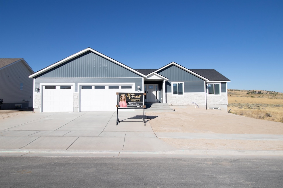 2127 Balboa Rd, Pocatello, ID 83204 - photo 1