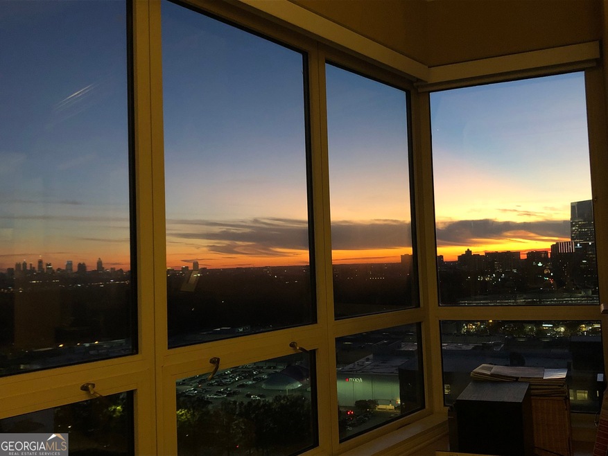 The Oaks at Buckhead unit 2110, Atlanta, GA 30326 - photo 1