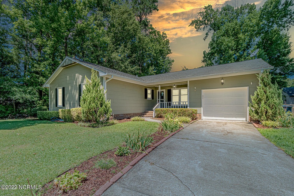 2702 Northwoods Dr, Jacksonville, NC 28540 - photo 1