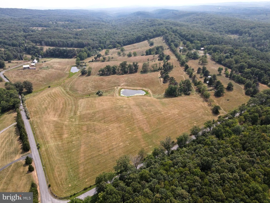 0 unit WVMO2000372, Berkeley Springs, WV 25411 - photo 1
