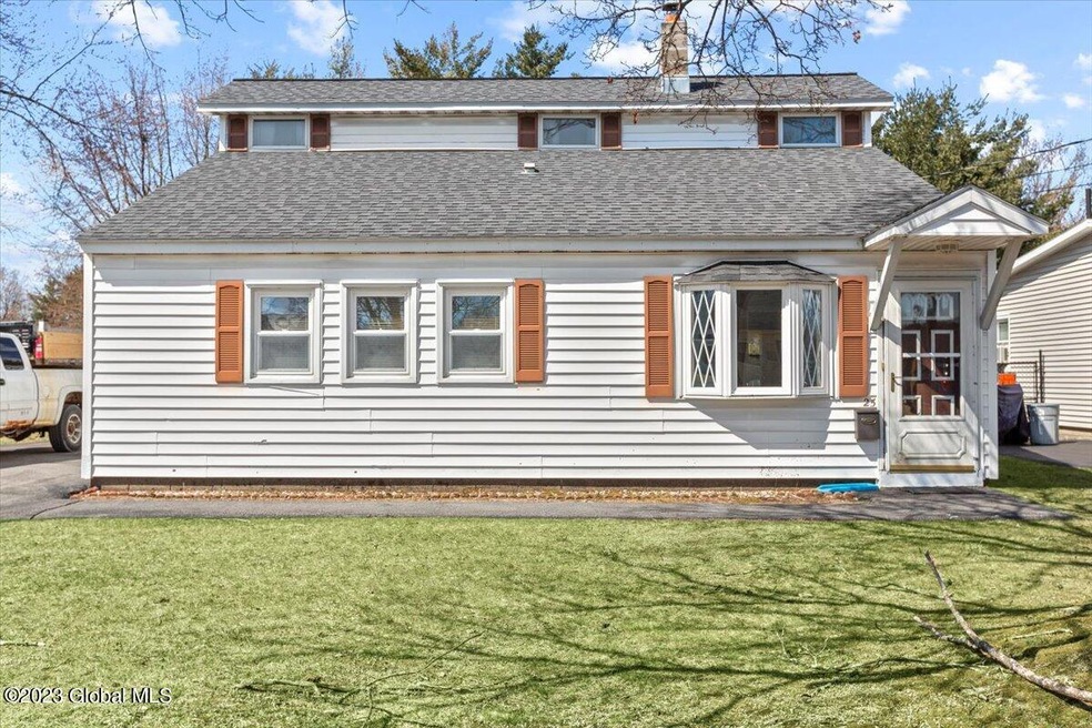 25 Miracle Ln, Albany, NY 12211 - photo 1