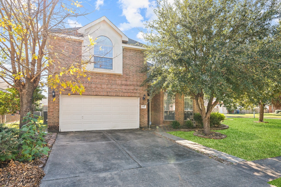 17131 Sheffield Pines Ln, Houston, TX 77095 - photo 1