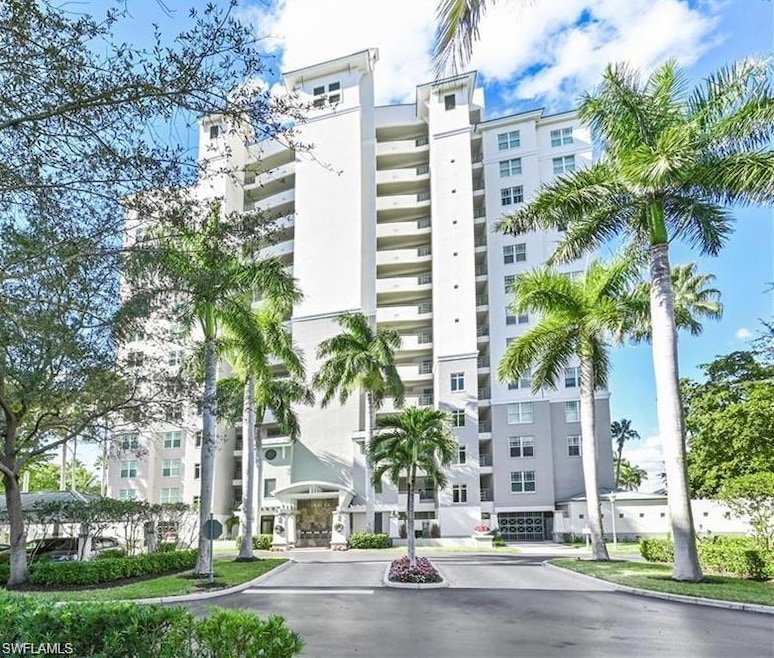 Sold $1,065,000 • Co-Listing Agent