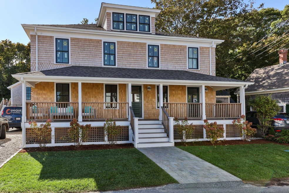 18 Bangs St unit 1, Provincetown, MA 2657 - photo 1