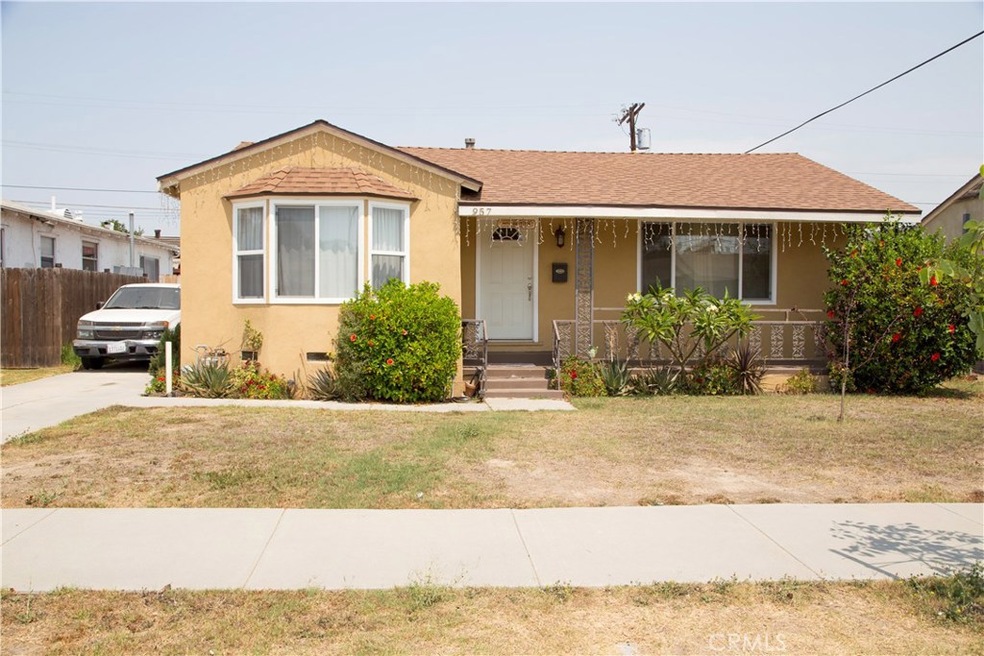 957 E 119th St, Los Angeles, CA 90059 - photo 1