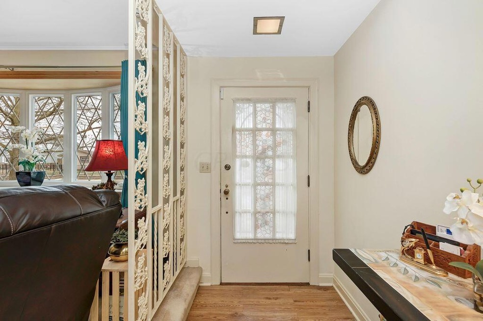 975 Bernhard Rd, Columbus, OH 43227 - photo 1