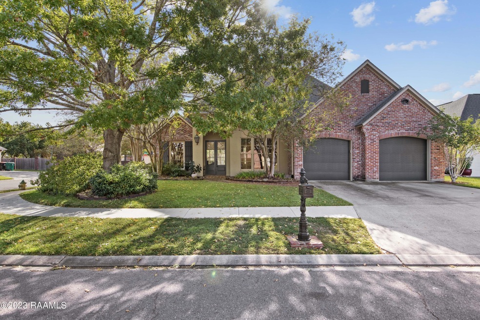 107 Barronne St-2