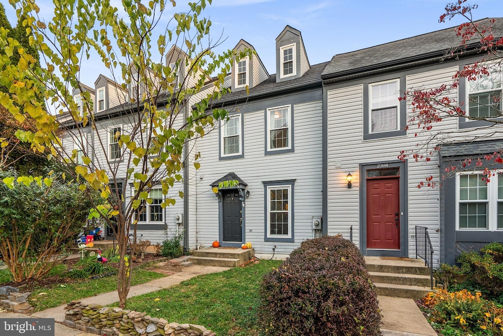 20442 Summersong Ln, Germantown, MD 20874 - photo 1