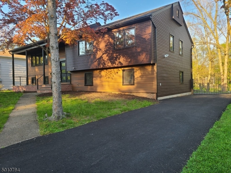 28 Rossmore Terrace, Livingston, NJ 07039 - photo 1