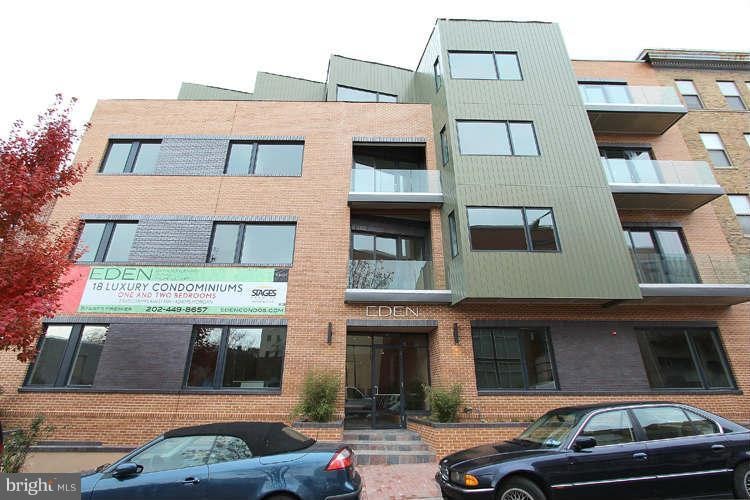 2360 Champlain St NW unit 1.1, Washington, DC 20009 - photo 1