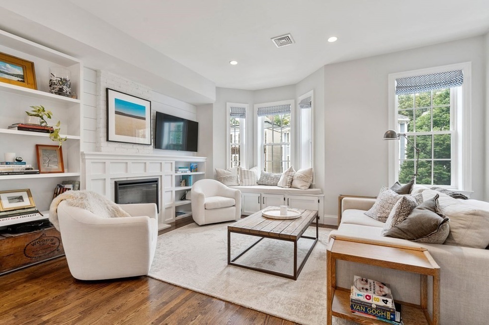 797 E 4th St unit 2, Boston, MA 02127 - photo 1