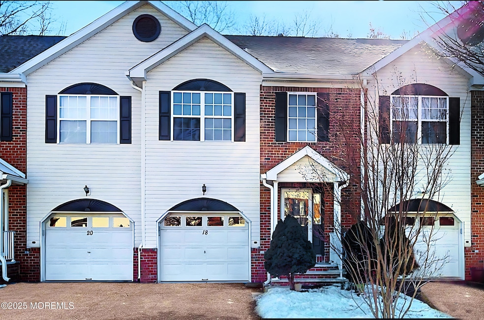 18 Heron Ct unit 18, Manalapan, NJ 07726 - photo 1