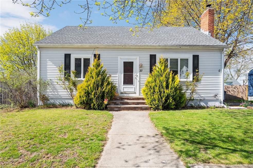 37 Royal Ave, Providence, RI 02904 - photo 1
