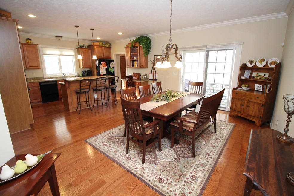 Kitchen/Eating Space