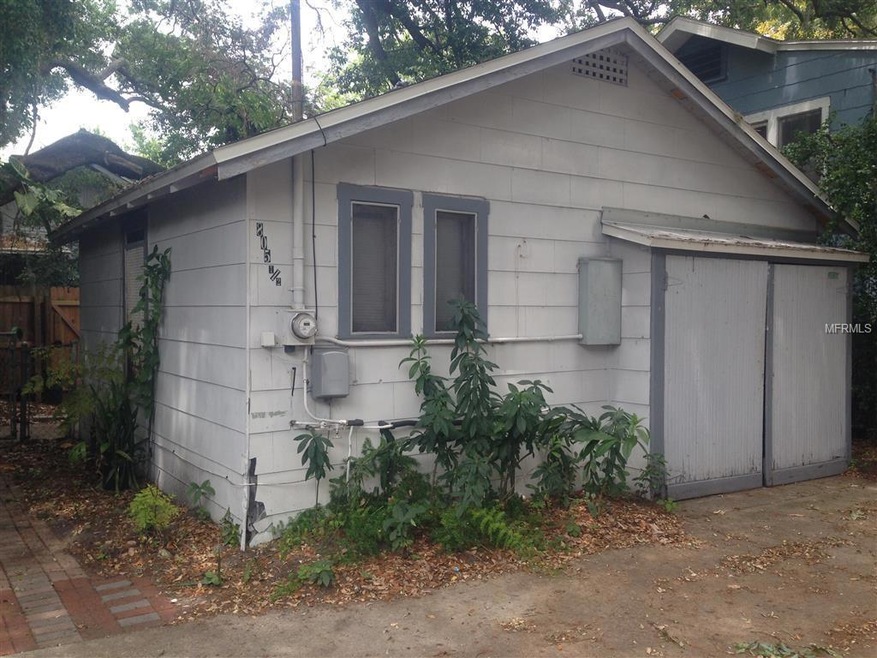 805 1/2 11th St N, Saint Petersburg, FL 33705 - photo 1