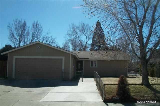 801 Desert View Dr, Sparks, NV 89434 - photo 1