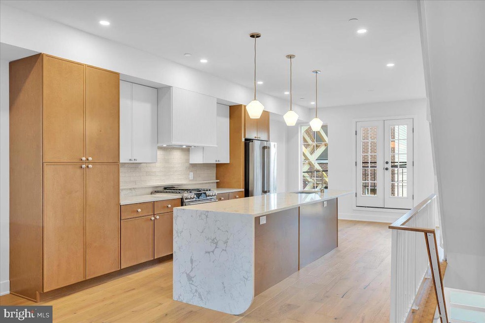 Under Contract $1,525,000 • Co-Listing Agent