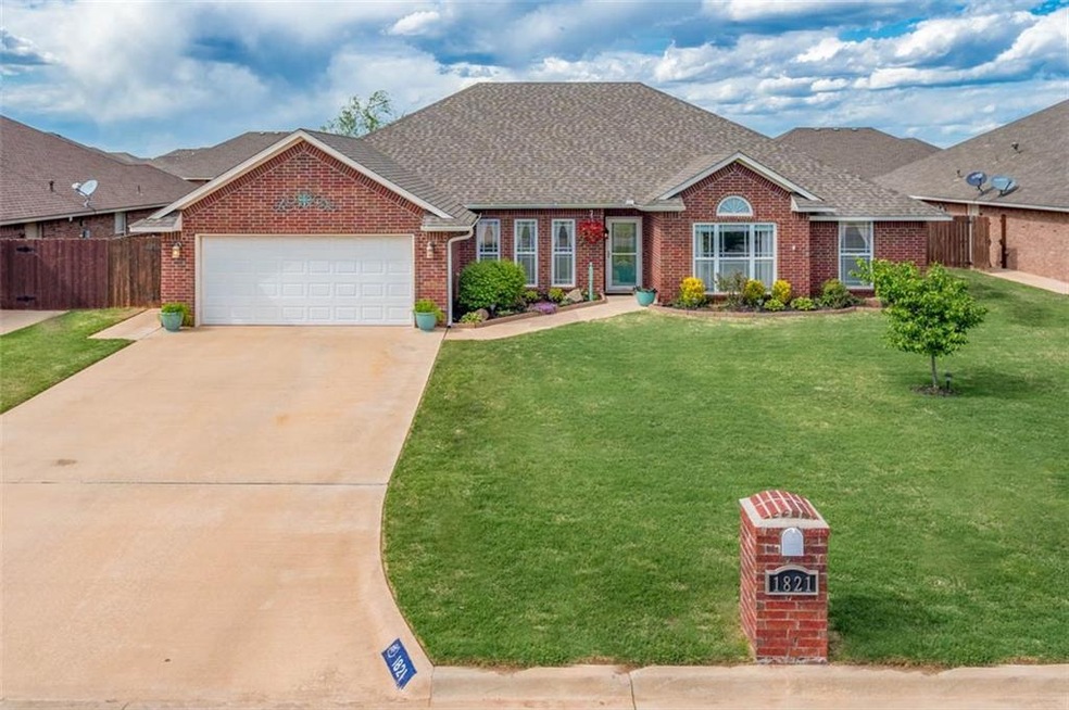 2,555 sq ft. with swimming pool!