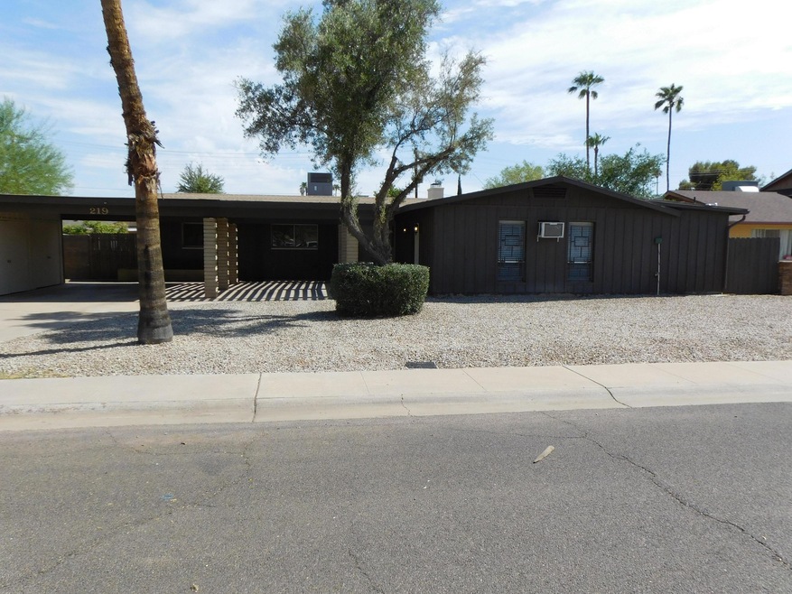 219 E Carson Cir, Tempe, AZ 85282 - photo 1