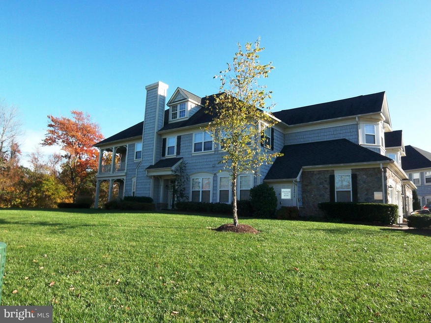 13803 Gullane Dr unit 72, Woodbridge, VA 22191 - photo 1