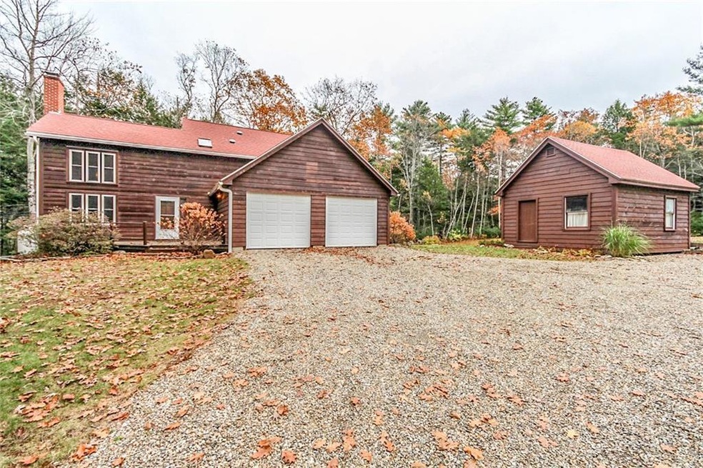 189 Biscay Road! Large driveway