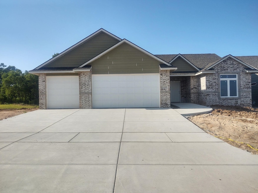 Under Contract $387,400 • Co-Listing Agent