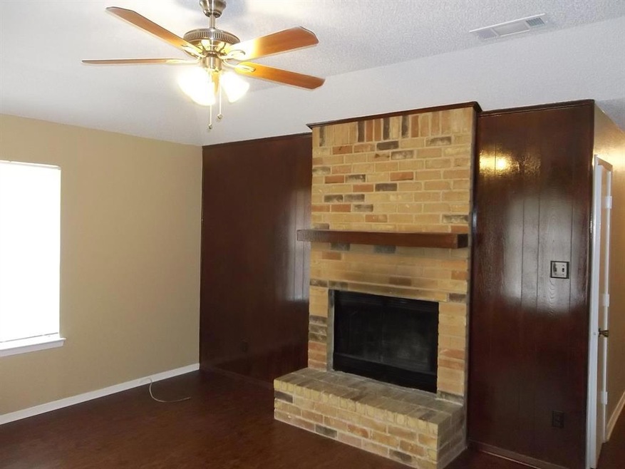 7738 Sable Ln, North Richland Hills, TX 76182 - photo 1