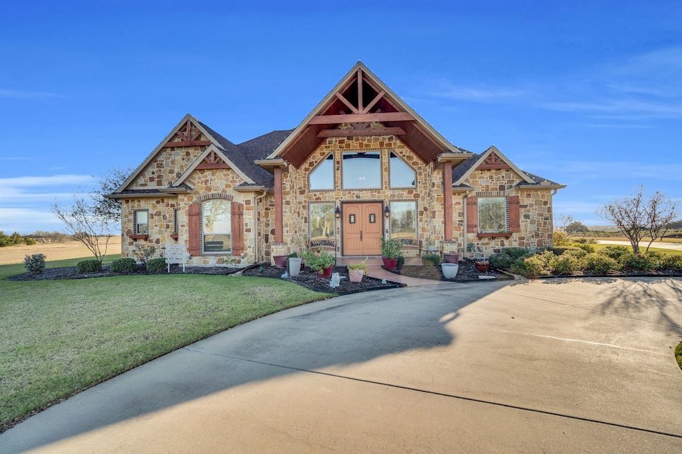 217 Hunter Pass, Waxahachie, TX 75165 - photo 1