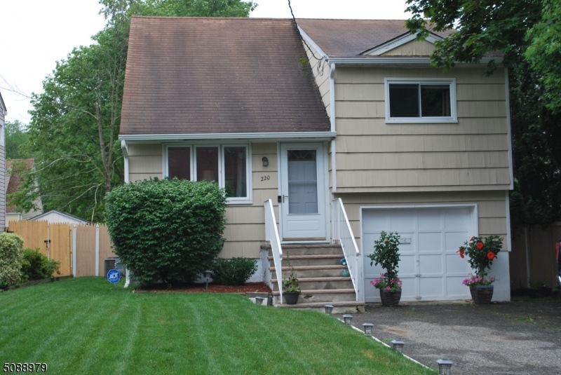 220 Camden Rd, Parsippany, NJ 07054 - photo 1