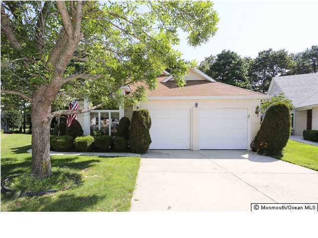 1711 Lacebark Ct, Toms River, NJ 08755 - photo 1