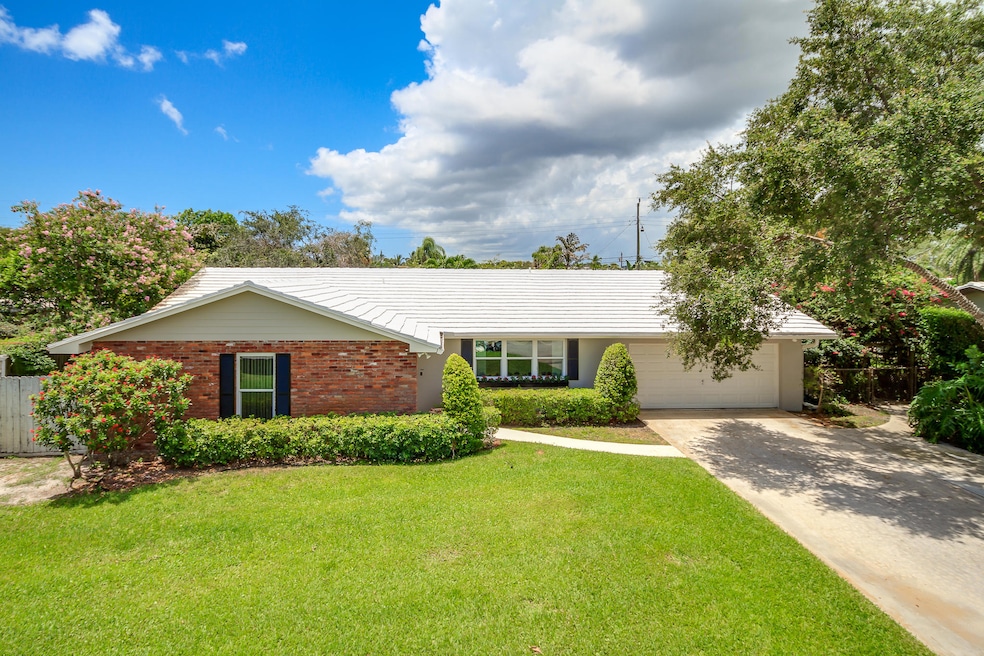1882 Caribbean Rd W - Lake Clarke Shores