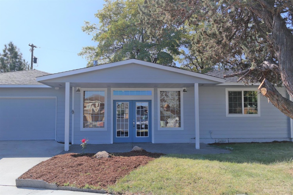 1790 SW 22nd Ct, Redmond, OR 97756 - photo 1